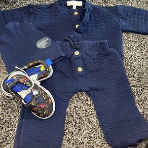 All blue outfit with ‘slouch hat’